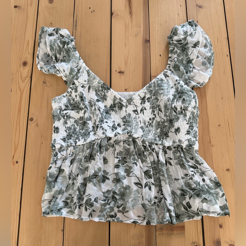 Hollister Tank Top Size M NWOT